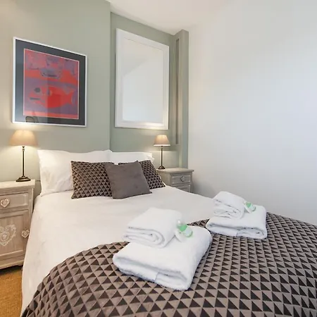 Apartment Pick A Flat - Maillot-etoile Area